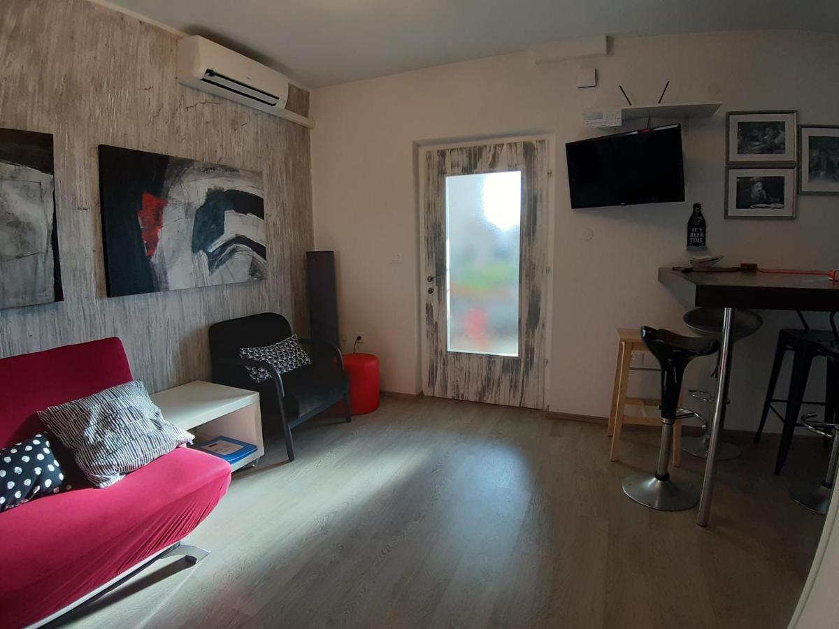 Apartment Tina Istra Buje Exterior foto